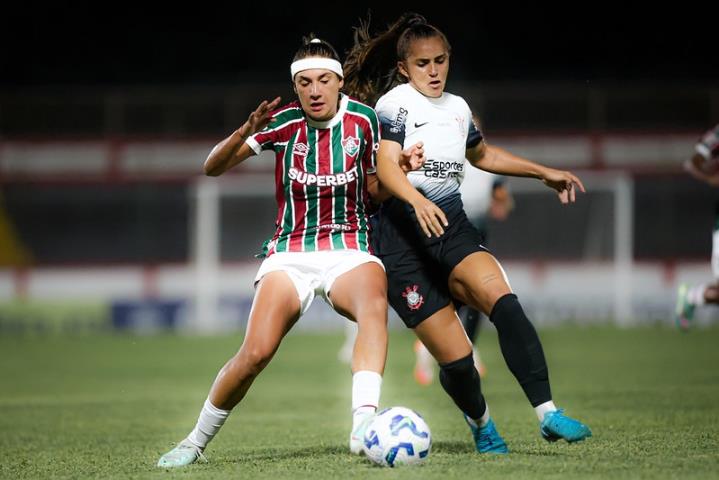 Guerreiras ficam iguais com o Corinthians