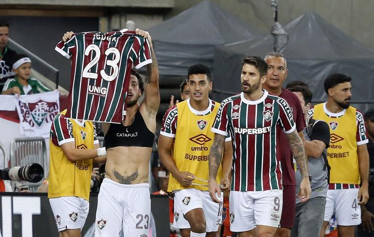 Flu vira sobre o Vasco no Maracanã
