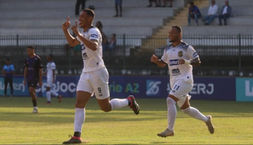 São Gonçalo vence e reassume a ponta da A2 Carioca Loterj