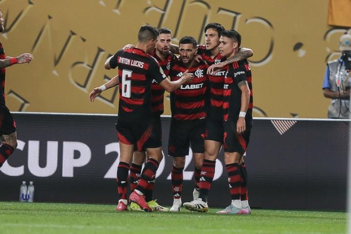 Fla inicia o Mundial de Clubes com triunfo tranquilo