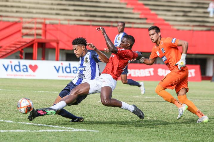 São Gonçalo arranca empate com o America e encaminha classificação