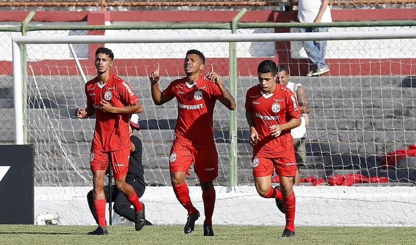 America ganha o clássico da Taça Santos Dumont