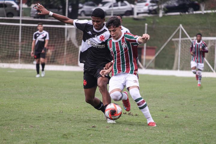 Flamengo e Vasco na final da Copa Rio Sub-16