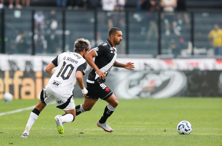 Tudo igual em São Januário