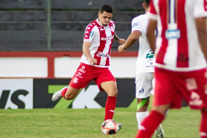 Daniel destaca solidez defensiva do Bangu para a final da A2