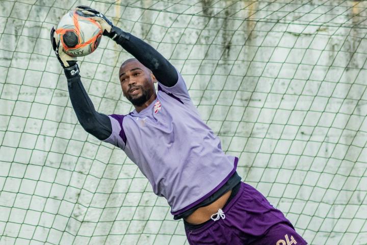 Goleiro Bruno convoca torcida na busca da vaga na final da A2 Carioca Loterj