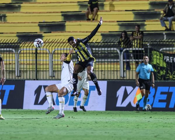 Voltaço empata com o Criciúma-SC