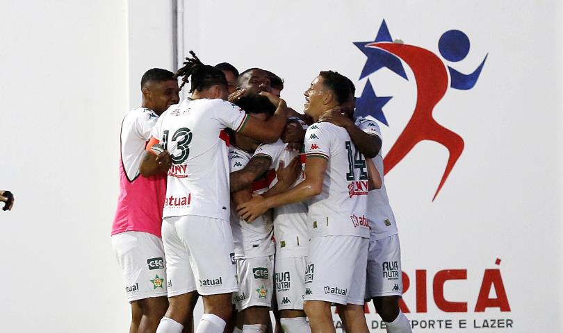 Gols no fim decretam boa vantagem para a Lusa na Copa Rio