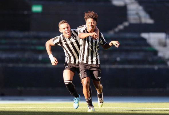 Botafogo e Vasco vencem na rodada do Brasileiro Sub-17