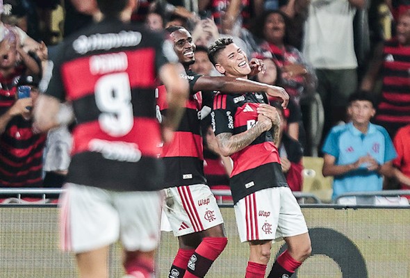 Flamengo bate o Vasco no 1º clássico do Carioca Superbet