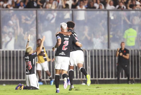 Gigante bate o Olimpia-PAR e pula para a liderança do Grupo G da Sula