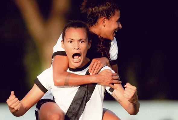 Vascaínas goleiam e seguem na liderança isolada no Brasileiro Feminino A2