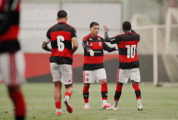 Fla reassume a ponta do Carioca Sub-20 