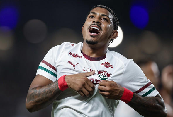 Fluminense bate o Remo-PA e entra no G4 do Brasileirão