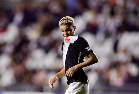 Vasco derrota o Barracas Central-ARG com facilidade e vai aos Playoffs da Sula