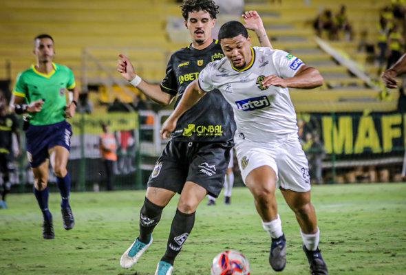 São Gonçalo segura o Voltaço e está nas quartas da Copa Rio