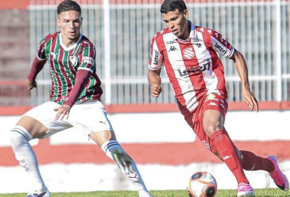 Tudo igual entre Bangu e Flu no jogo de ida da semifinal do OPG