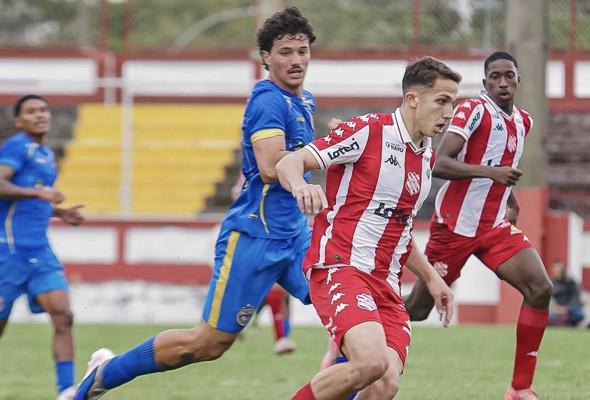 Carioca Sub-20: Sampaio vira sobre o Bangu