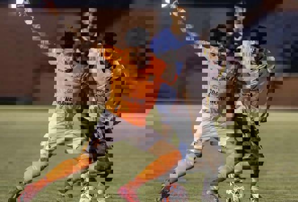 Nova Iguaçu e Volta Redonda ficam iguais no Laranjão