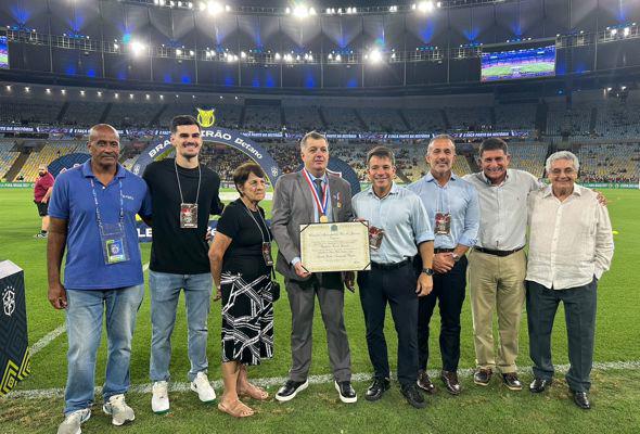Vice-presidente de competições da FERJ recebe a Medalha Pedro Ernesto