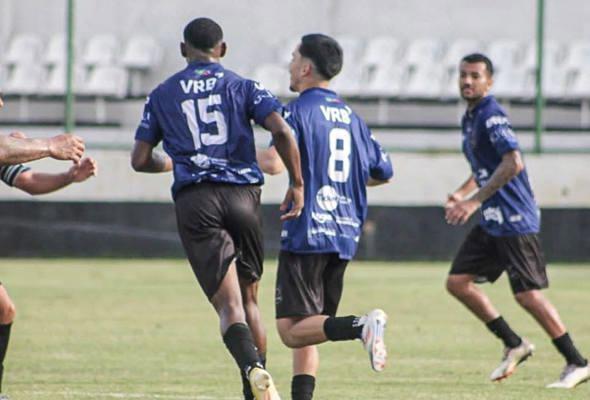Pérolas derrota o Audax Rio e cola no G4 da Série A2
