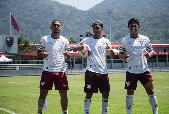 Flu vence clássico e pula para a liderança do Carioca Sub-20 