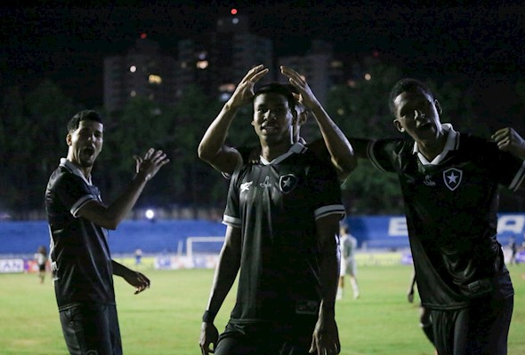 Com goleada, Botafogo avança para as oitavas da Copinha