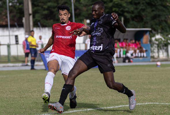 America supera o Pérolas e pula para a ponta da Série A2