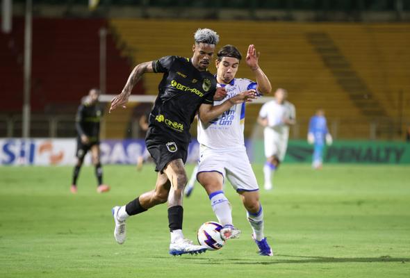 Tudo igual entre Voltaço e Avaí-SC na 1ª semifinal da Copa Sul-Sudeste