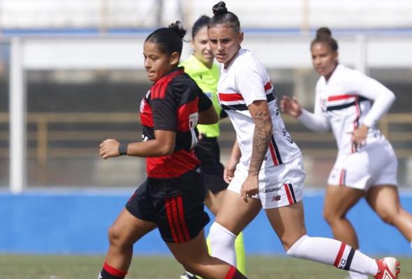 Flamengo abre vantagem na final do Brasileiro Feminino Sub-20