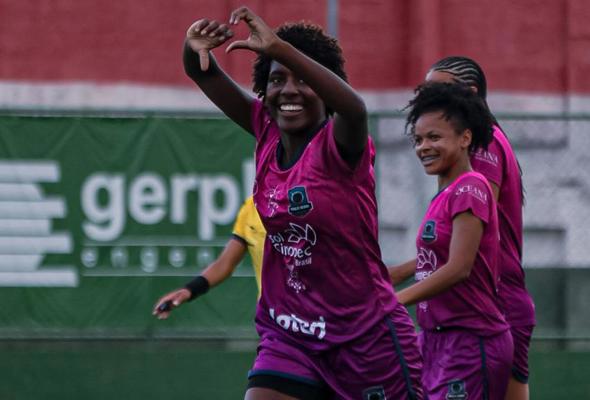 Heips e Pérolas vencem no Carioca Feminino