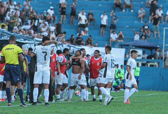 Virada coloca o Americano na liderança isolada da A2