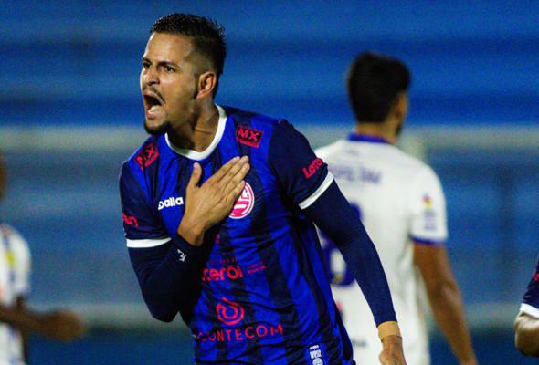 Niteroiense ganha a 4ª seguida e fica perto da classificação 