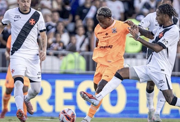 Vasco e Nova Iguaçu ficam iguais em São Januário