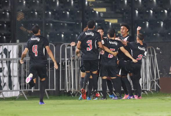 Meninos da Colina superam o Santos e seguem na vice-liderança do Brasileiro Sub-20