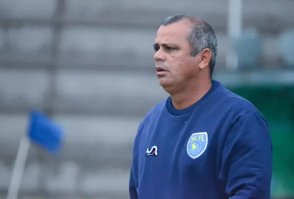 Roy assume o Sampaio Corrêa