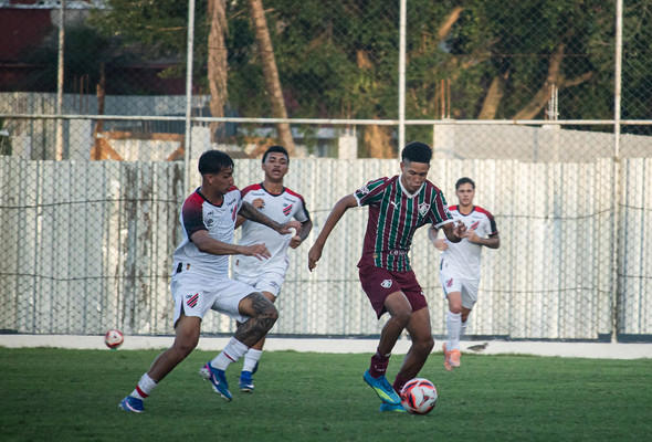 Fluminense e Flamengo empatam seus jogos na rodada do Brasileiro Sub-20