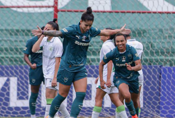 Guerreiras goleiam e dormem no G8 do Brasileiro Feminino 