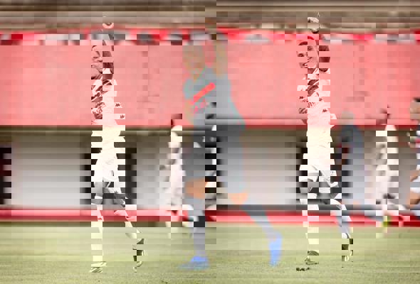 Portuguesa goleia e assume a ponta na Série D