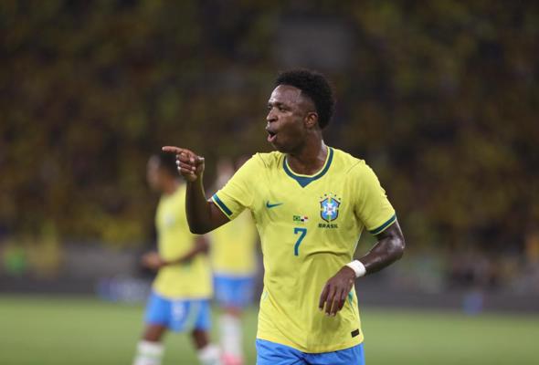 Goleada da Seleção na despedida rumo à Copa do Mundo
