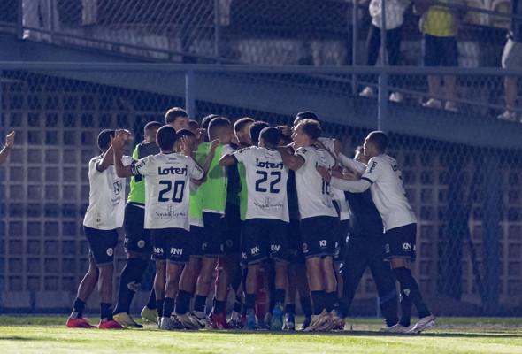 Goiano marca novamente e Resende vence o Araruama