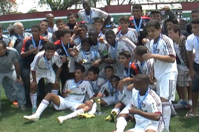 Fluminense 2 X 2 Flamengo - Fluminense Campeão Estadual Série a Sub 15 (2012)