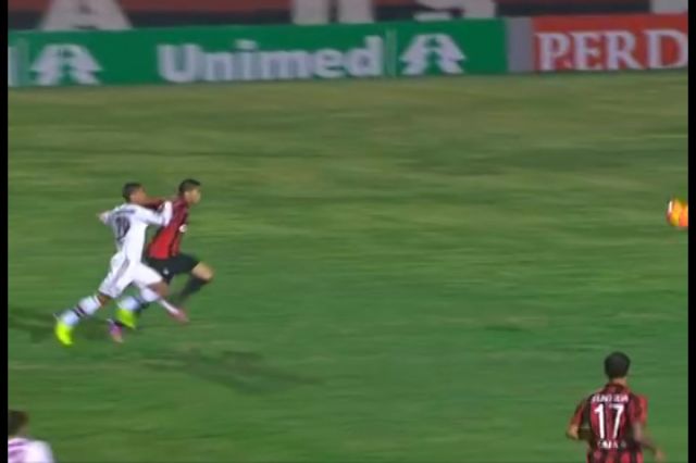 Brasileiro Série a - Atlético-pr 1 X 1 Fluminense - 20ª Rodada