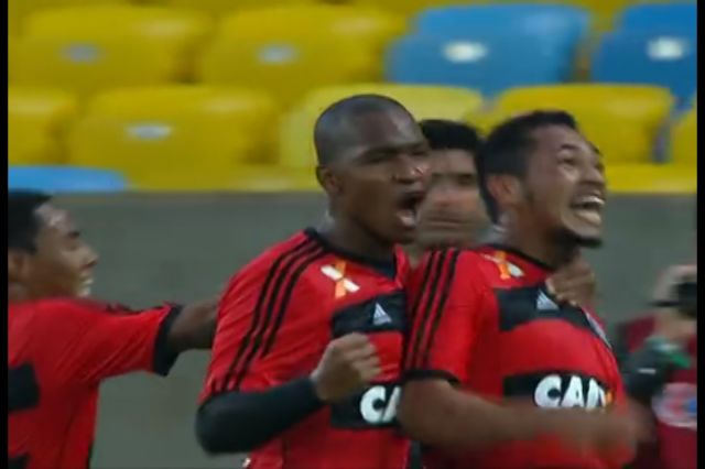 Brasileiro Série a - Flamengo 2 X 1 Vitoria-ba - 18ª Rodada