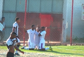 Carioca 2017 Série B1 - Queimados 0 X 2 Carapebus - Taça S. Dumont - 4ª Rodada - 1º Turno