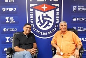 Programa Além dos Gramados - Acácio